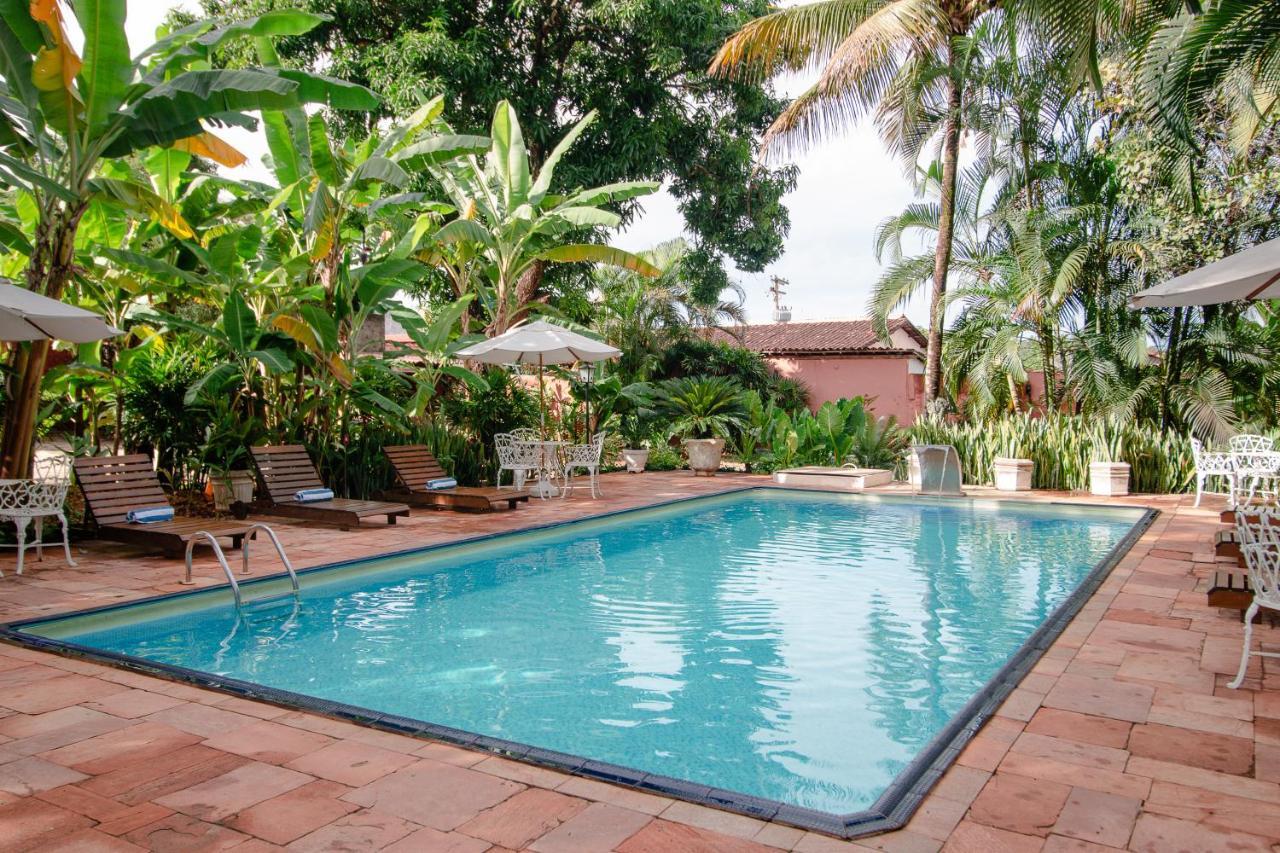 Pouse No Jardim Hotell Pirenópolis Exteriör bild