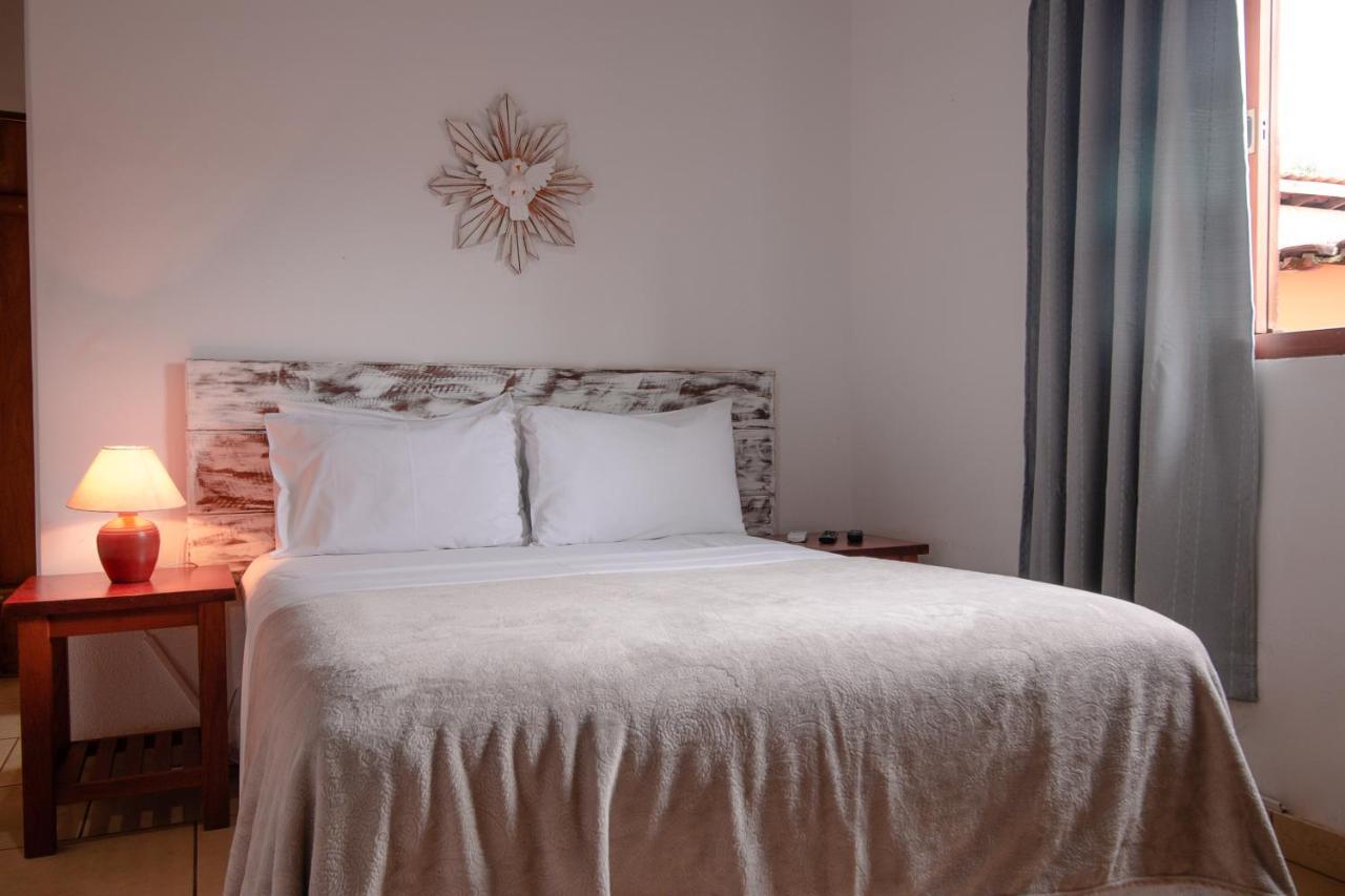 Pouse No Jardim Hotell Pirenópolis Exteriör bild
